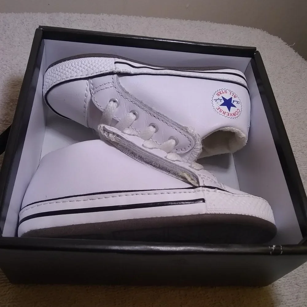 Converse Cribster Mid Baby Shoes White/Natural Ivory/White New Still In Box.....